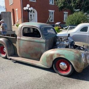 Meet your Posher, Gary